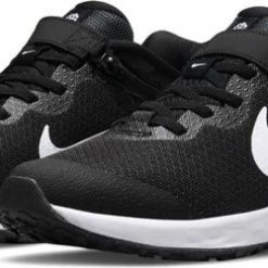 Nike Revolution 6 FlyEase Sportschoenen Unisex - Maat 40
