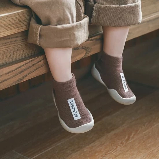 Selfcare Baby Eerste Schoen | Anti Slip Babyschoen | Zachte Rubber Zool | 14.5 Cm - Zwart 21 Selfcare Baby Eerste Schoen | Anti Slip Babyschoen | Zachte Rubber Zool | 14.5 Cm - Zwart - Afbeelding 19