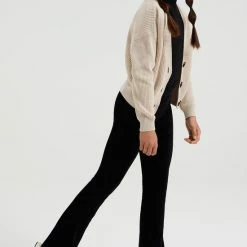 WE Fashion Meisjes Velvet Flared Legging Van Ribstof - Maat 116 15 WE Fashion Meisjes Velvet Flared Legging Van Ribstof - Maat 116 -JACK & JONES JUNIOR winkel 550x814 1