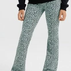 WE Fashion Meisjes Flared Legging Met Dessin - Maat 122
