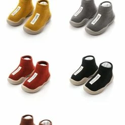 Selfcare Baby Eerste Schoen | Anti Slip Babyschoen | Zachte Rubber Zool | 14.5 Cm - Zwart 28 Selfcare Baby Eerste Schoen | Anti Slip Babyschoen | Zachte Rubber Zool | 14.5 Cm - Zwart -JACK & JONES JUNIOR winkel 550x833 2