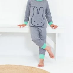 Nijntje Blue/Green Gestreept Pyjama Maat 74/80 2021301 13 Nijntje Blue/Green Gestreept Pyjama Maat 74/80 2021301 -JACK & JONES JUNIOR winkel 550x838 1